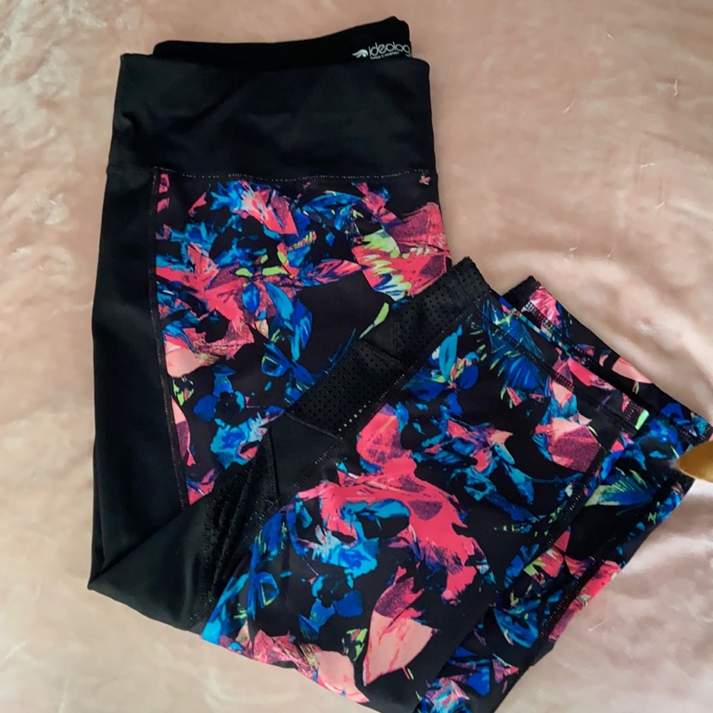 Ideaology workout Capri pants